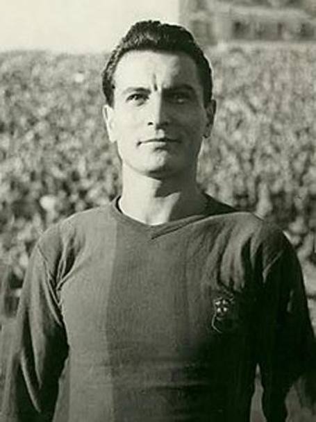 Andando indietro nel tempo, c&#39;è anche Nicolae Simatoc: il centrocampista romeno ha giocato al Barça dal &#39;50 al 52&#39;